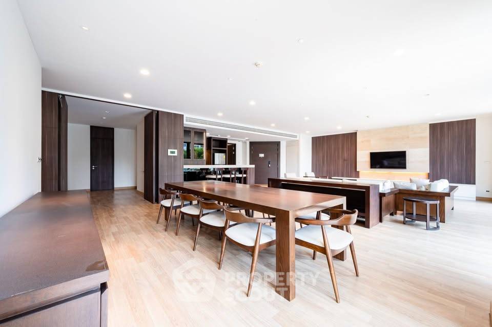 รูป ขายคอนโด 4 ห้องนอน 287 ตร.ม. Park Court Sukhumvit 77 ใกล้ BTS On Nut (ID 2261960) - รูปที่ 16/17