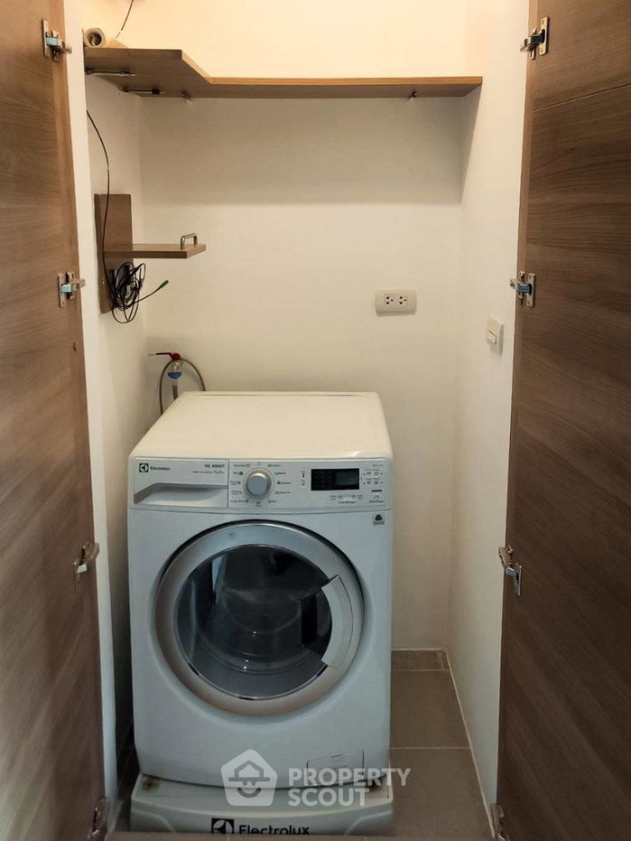 รูป คอนโด 1-ห้องนอน ที่ ริธึ่ม สาทร ใกล้ BTS สะพานตากสิน (ID 2911995) - รูปที่ 13/18