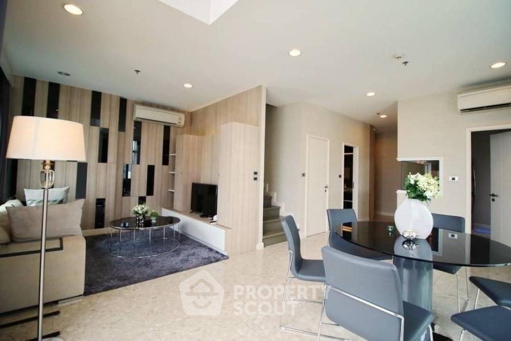 รูป ราคาคุ้มค่า คอนโด 2 ห้องนอน The Crest Sukhumvit 34 ใกล้ BTS ทองหล่อ 200 ม. (ID 1442989) - รูปที่ 3/13