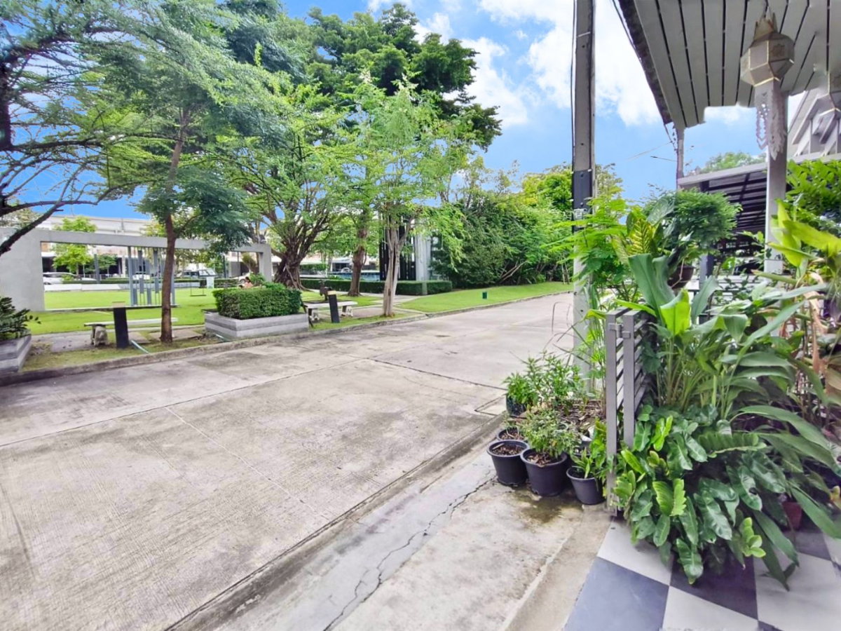 รูป ฮาบิทาวน์ ทาวน์เฮ้าส์หลังริม วัชรพล–สายไหม หน้าบ้านติดสวน ราคาพิเศษ 2.99 ล้าน - รูปที่ 4/27