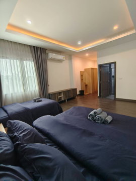 บ้านเดี่ยว 3 ชั้น สุขุมวิท 65  ใกล้ BTS เอกมัย เฟอร์ครบ 4 ห้องนอน 6 ห้องน้ำ 330 ตรม 3ชั้น