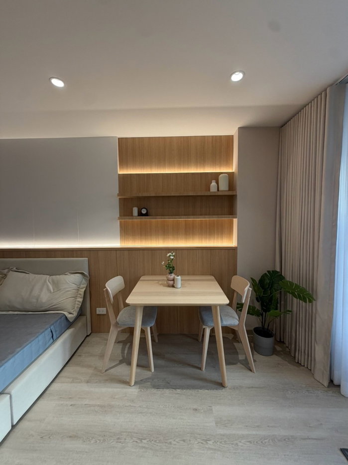 picture For rent Srivara Mansion Near MRT - 4/14