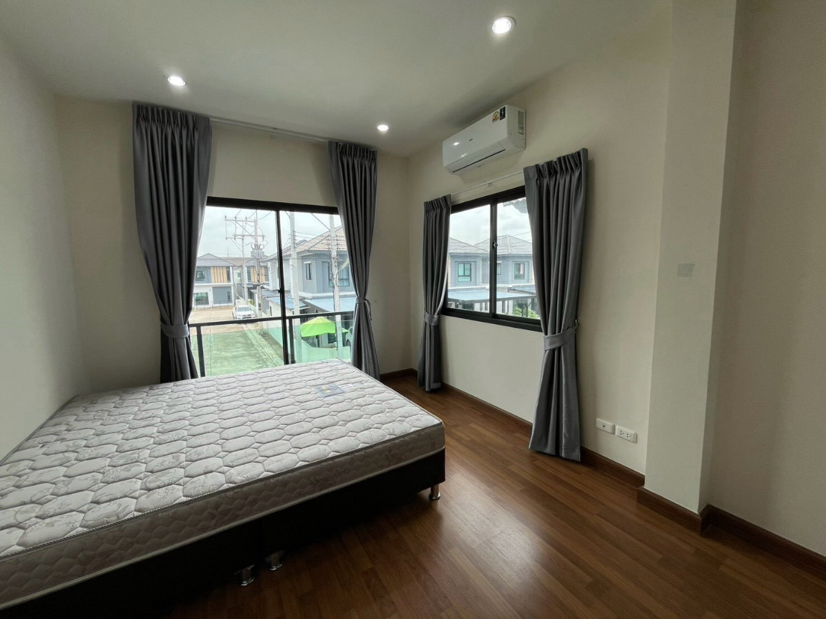 รูป 🏡🔥 ให้เช่า บ้านเดี่ยว 2 ชั้น CPN นิน วงแหวน–ลำลูกกา คลอง 6 4 ห้องนอน 3 ห้องน้ำ 2 ที่จอดรถ พร้อมเฟอร์นิเจอร์บางส่วน และเดินทางสะดวก #รับต่างชาติ - รูปที่ 7/10