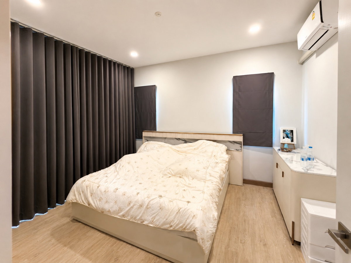 รูป ขายบ้านแฝด 2 ชั้น Britania Amata–Phanthong บ้านสวยพร้อมอยู่ ใกล้นิคมอมตะนคร - รูปที่ 2/8