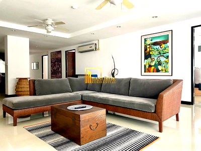 ขายคอนโด : Avenue 61 | Very Spacious 5 Bedroom Condo in Ekkamai Area - BR3446CD