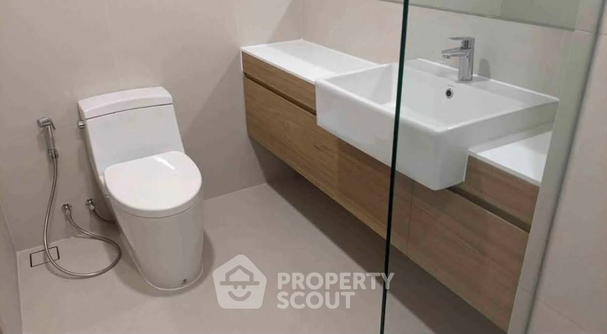 รูป คอนโด 1 ห้องนอน Noble Ambience Sukhumvit 42 ใกล้ BTS เอกมัย (ID 3309594) - รูปที่ 7/8