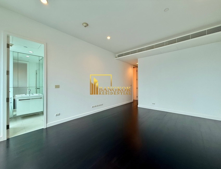 รูป 185 Rajadamri | Rare 3 Bed Duplex Luxury Condo in Prime Area - BR13916CD - รูปที่ 39/65