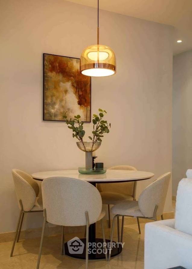 picture 2-BR Condo at Muniq Langsuan near BTS Ratchadamri (ID 3288629) - 3/12