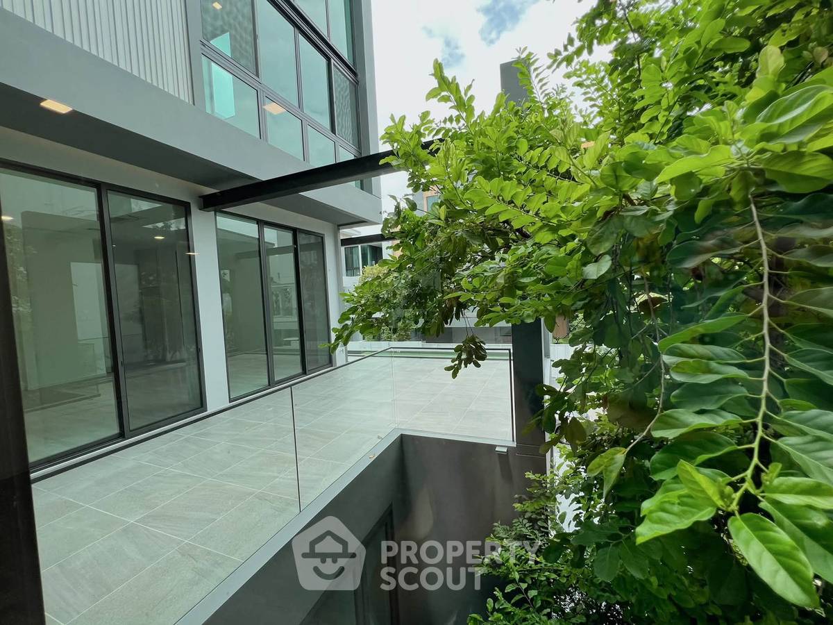 รูป บ้านเช่า 4 ห้องนอน ขนาด 421 ตร.ม. ในโครงการ Vive กรุงเทพกรีฑา (ID 3307261) - รูปที่ 10/50
