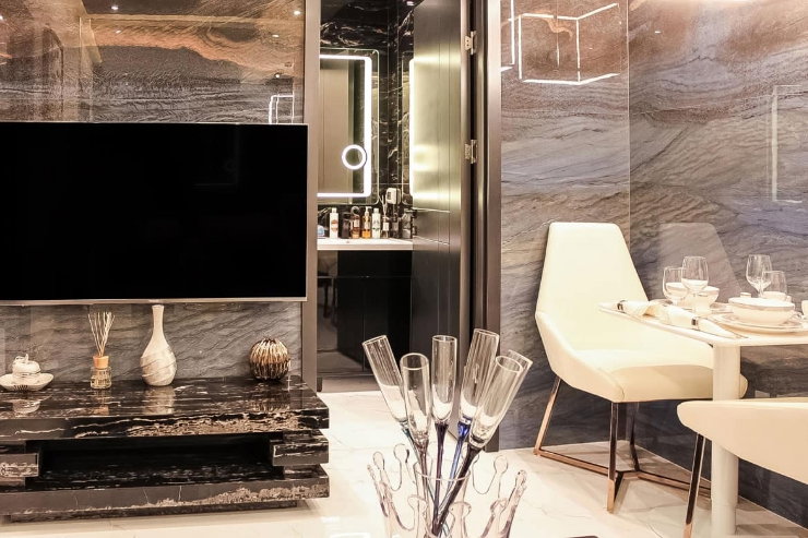 picture foreigner name 1 bedroom buy 2.66 million baht - 3/15