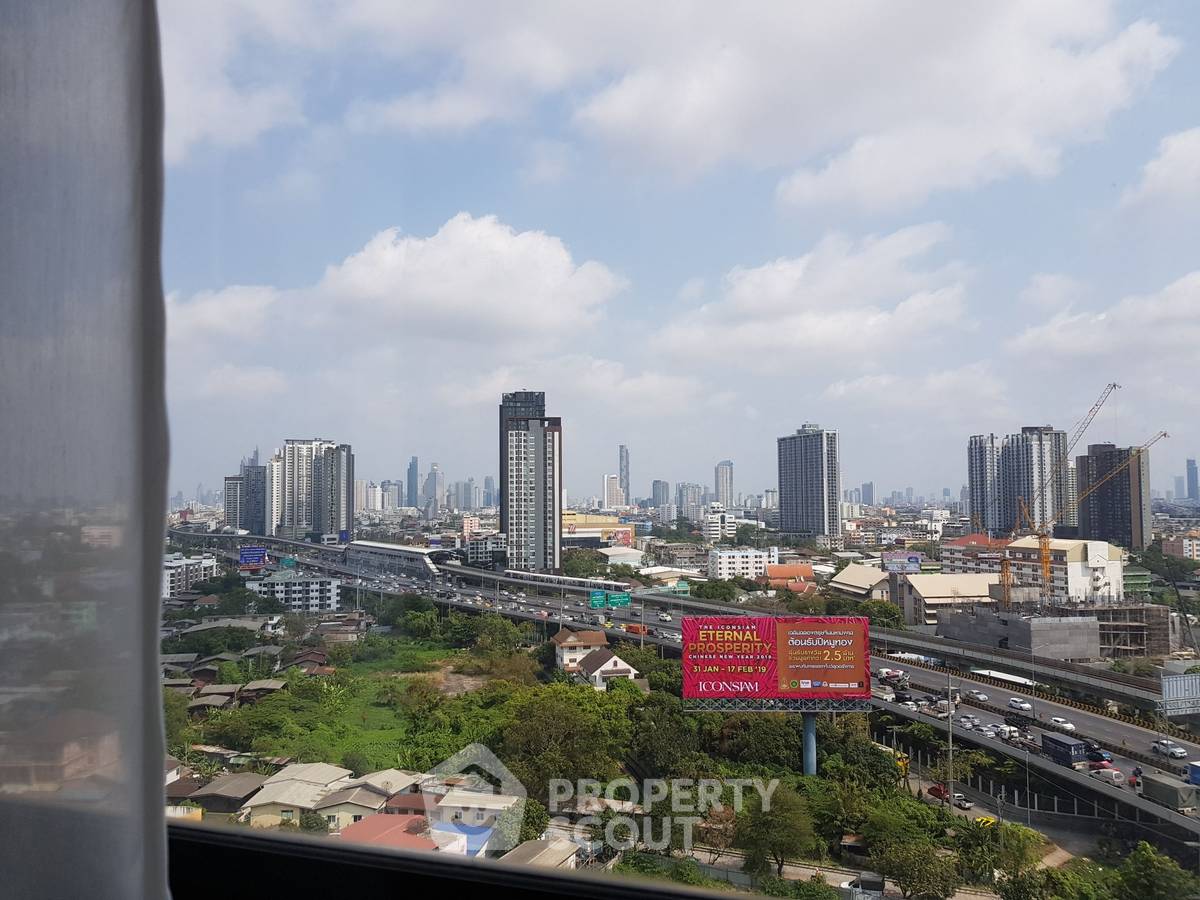 รูป คอนโด 1-ห้องนอน ที่ เพ-ลา วุฒากาศ ใกล้ BTS วุฒากาศ (ID 3308685) - รูปที่ 6/7