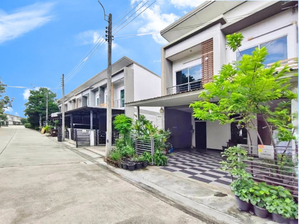 รูป ฮาบิทาวน์ ทาวน์เฮ้าส์หลังริม วัชรพล–สายไหม หน้าบ้านติดสวน ราคาพิเศษ 2.99 ล้าน - รูปที่ 3/27