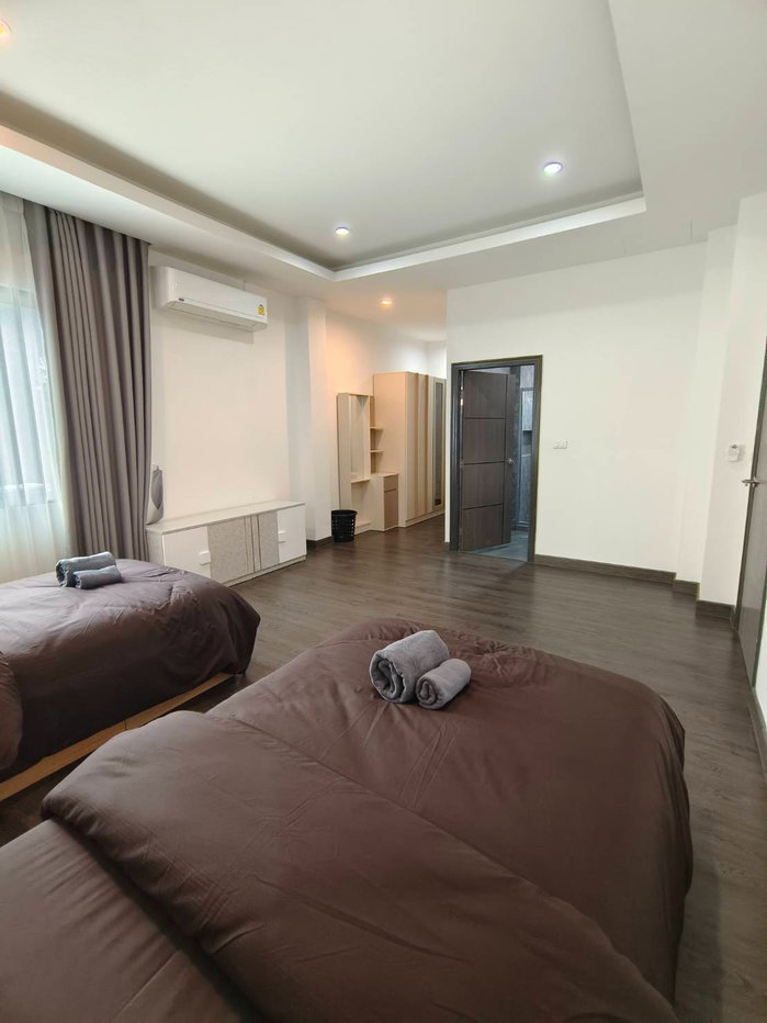 รูป บ้านเดี่ยว 3 ชั้น สุขุมวิท 65  ใกล้ BTS เอกมัย เฟอร์ครบ 4 ห้องนอน 6 ห้องน้ำ 330 ตรม 3ชั้น - รูปที่ 46/60