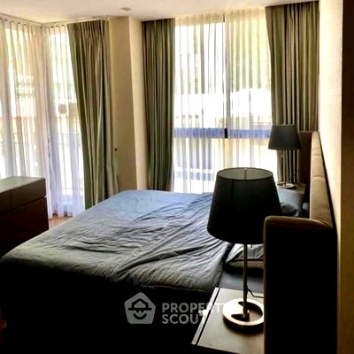 Condos for rent : 2-BR Condo At The Hudson Sathorn 7 Near BTS Chong Nonsi (ID 3291708)