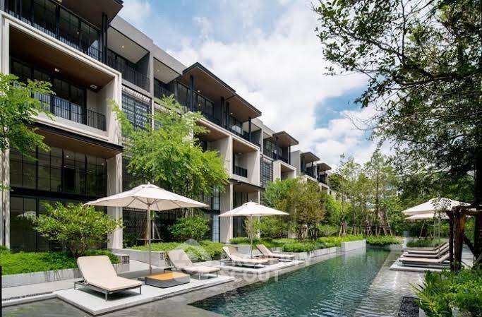 picture 4-BR Townhouse at Quarter 31 near MRT Phetchaburi (ID 3307240) - 2/23