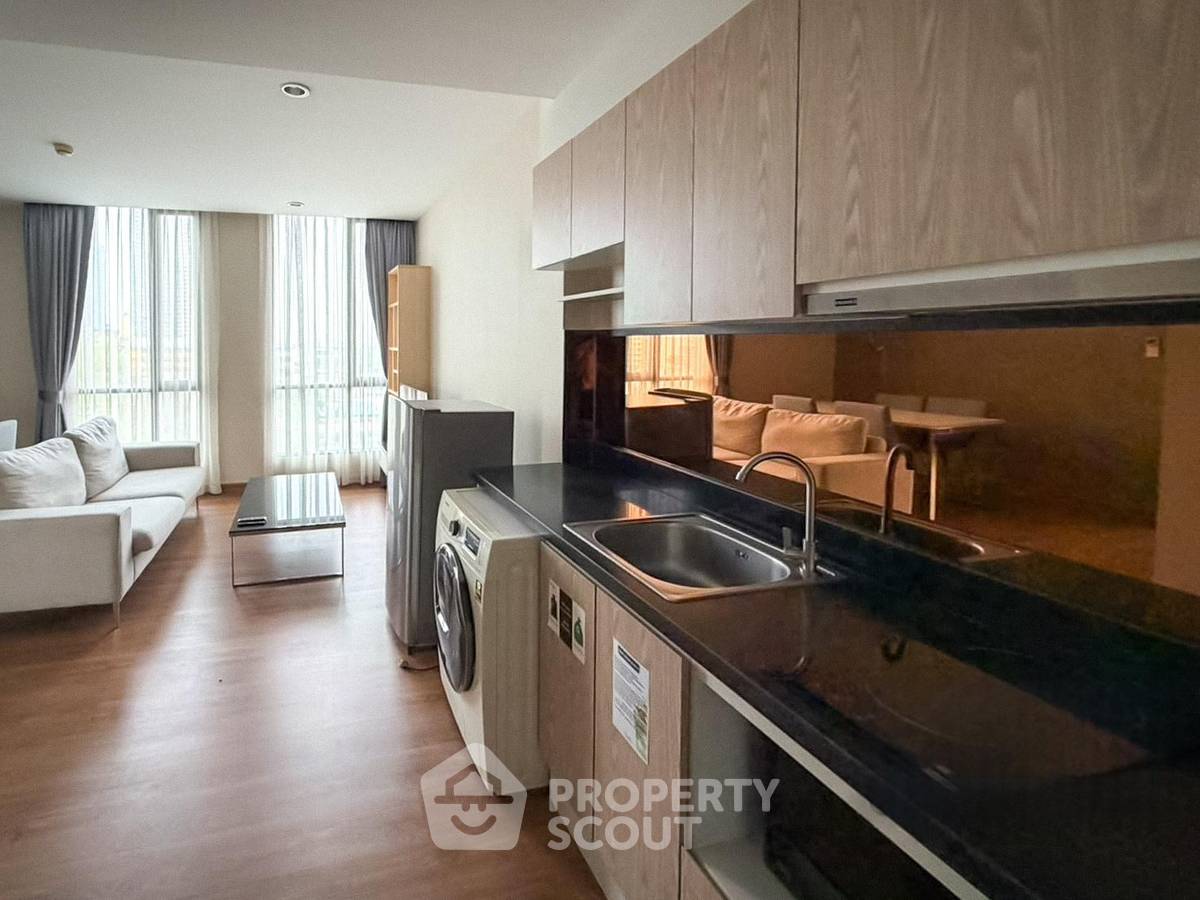 picture 1-BR Condo at Up Ekamai near ARL Ramkhamhaeng (ID 3201482) - 2/8