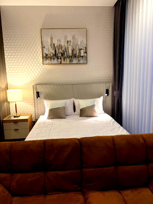 คอนโดให้เช่า : P-56651 ให้เช่า  โนเบิล อราวน์ อารีย์ | Studio | 27 ตร.ม. | ชั้น 30 | วิวเมือง | เฟอร์นิเจอร์ครบ  📞 Line ID: @easythaihome | 085-592-2897