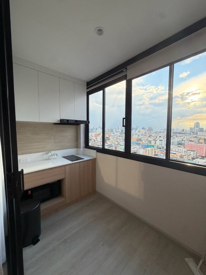picture For rent Srivara Mansion Near MRT - 8/14