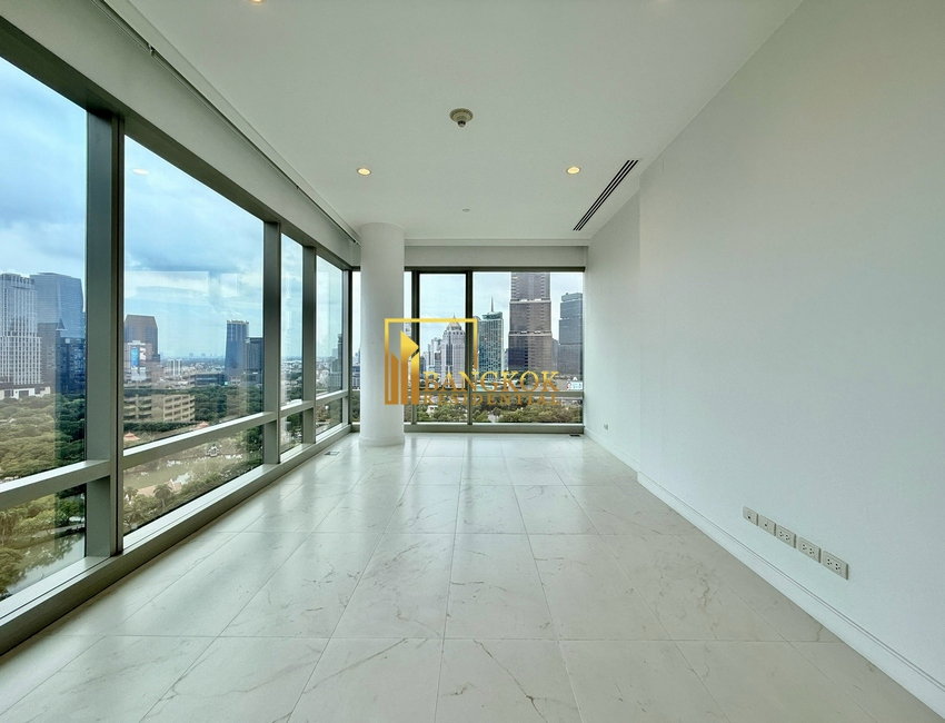 รูป 185 Rajadamri | Rare 3 Bed Duplex Luxury Condo in Prime Area - BR13916CD - รูปที่ 6/65