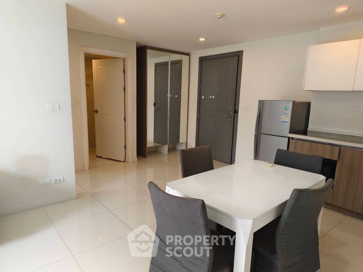 picture 2-BR Condo at Elements Srinakarin in Nong Bon (ID 3308454) - 3/12