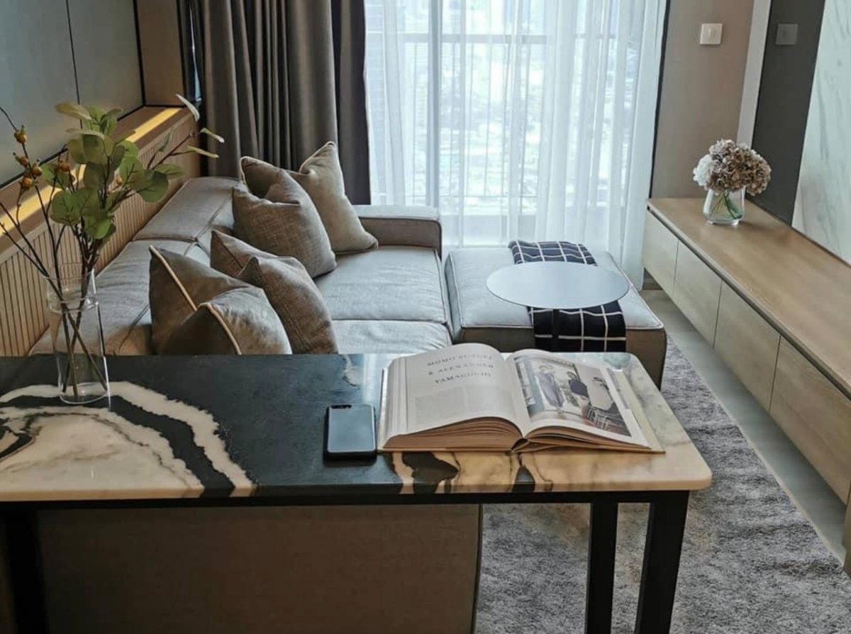 picture ⭐️Life One Wireless⭐️for Rent | Stunning Room | Great View | Ready to Move In - 2/9