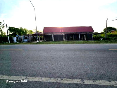 Houses for sale Nakhon Sawan : HOME 120 Sq.w. Lat Yao Nakhon Sawan for 1.4M