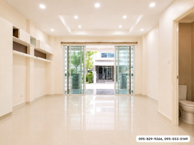 รูป ขายทาวน์โฮม 3 ชั้น หลังมุม 22 ตร.ว บ้านกลางเมือง เออร์บาเนี่ยน ศรีนครินทร์  46/1 รีโนเวท เขตประเวศ กรุงเทพ - รูปที่ 2/8