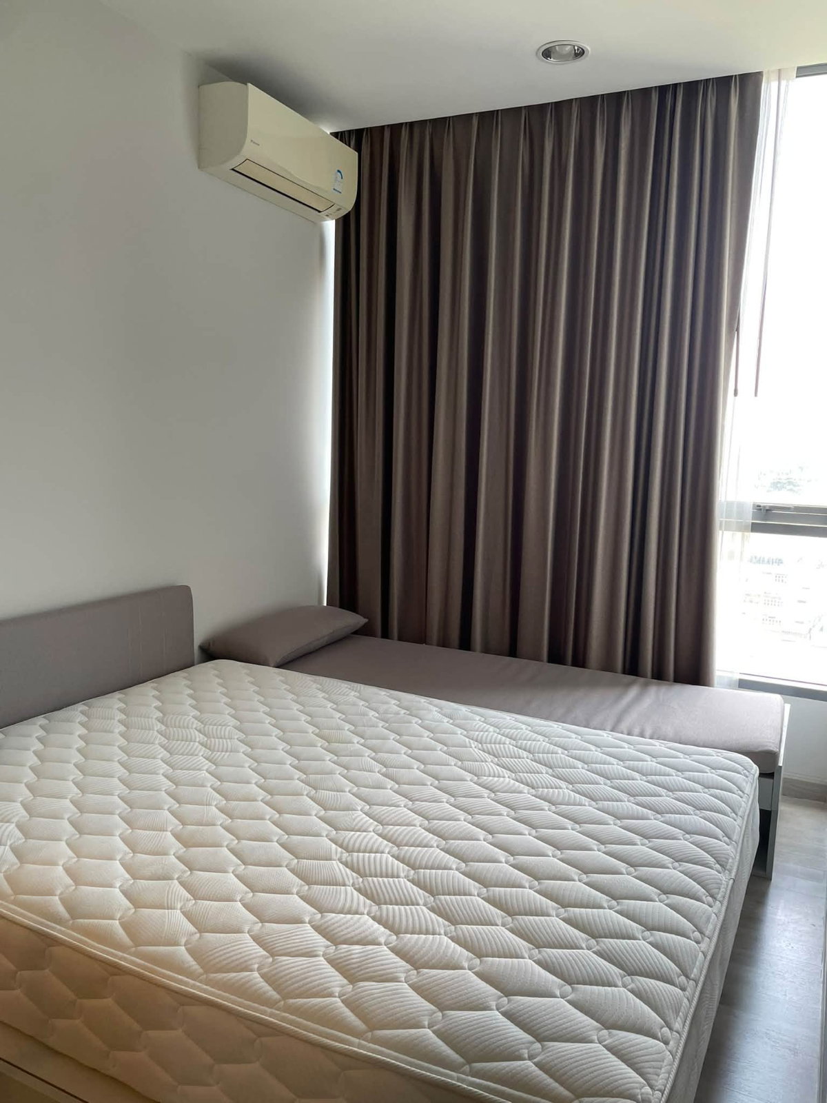 Niche Pride Taopoon - Interchange ห้องสวย ราคาดี สอบถามเพิ่มเติมได้ที่ Line @condorental
