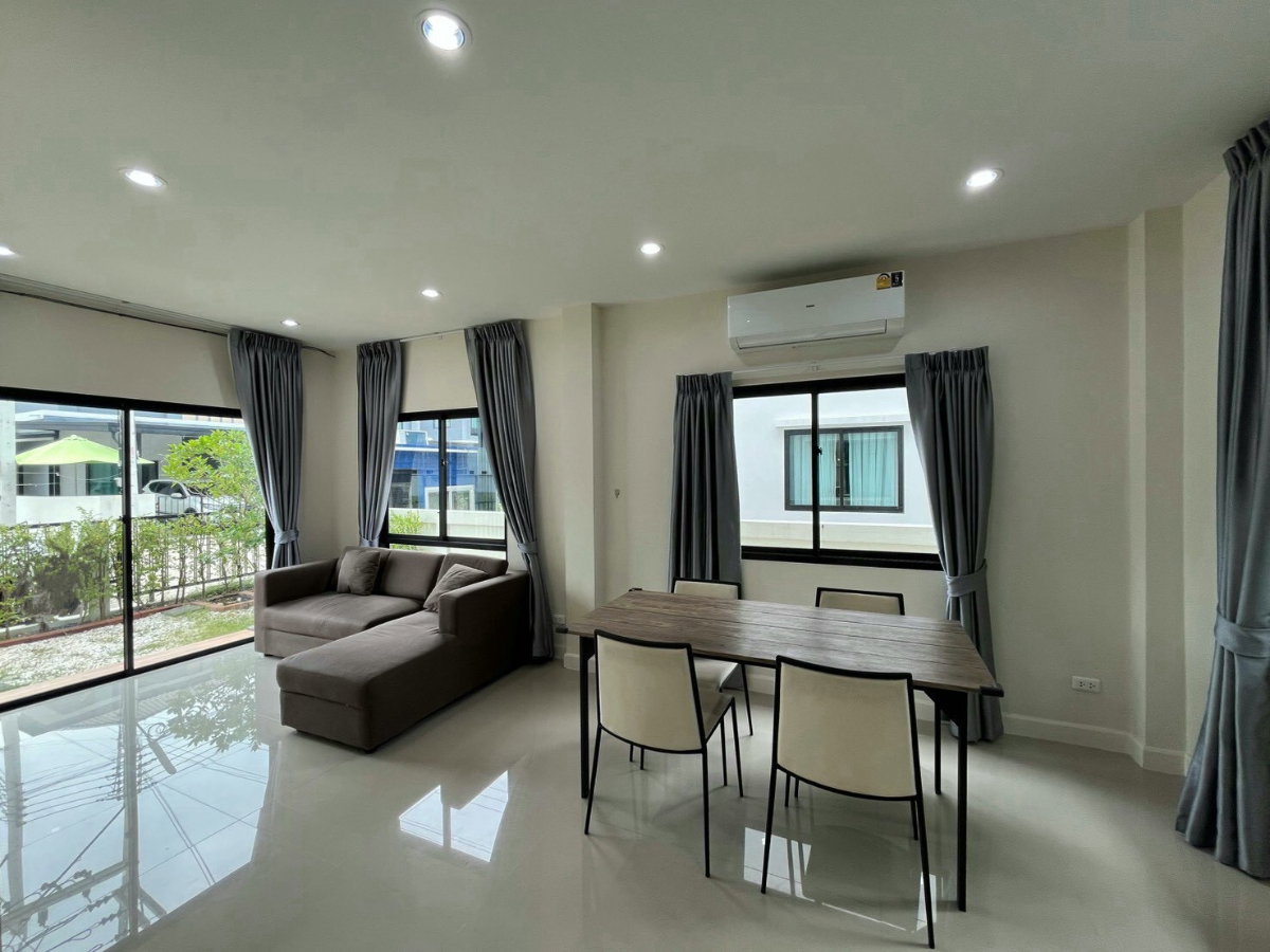 รูป 🏡🔥 ให้เช่า บ้านเดี่ยว 2 ชั้น CPN นิน วงแหวน–ลำลูกกา คลอง 6 4 ห้องนอน 3 ห้องน้ำ 2 ที่จอดรถ พร้อมเฟอร์นิเจอร์บางส่วน และเดินทางสะดวก #รับต่างชาติ - รูปที่ 2/10
