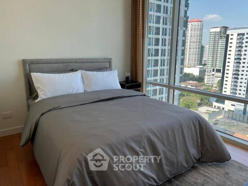 picture 16th-Floor 2-BR 96 Sqm At Fullerton Sukhumvit Near BTS Ekkamai (ID 2834578) - 3/8