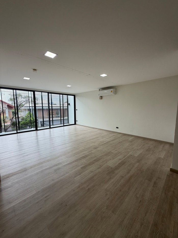 รูป For Rent :The Element Rama 9  🏦 Town Home / Home office  - รูปที่ 25/67