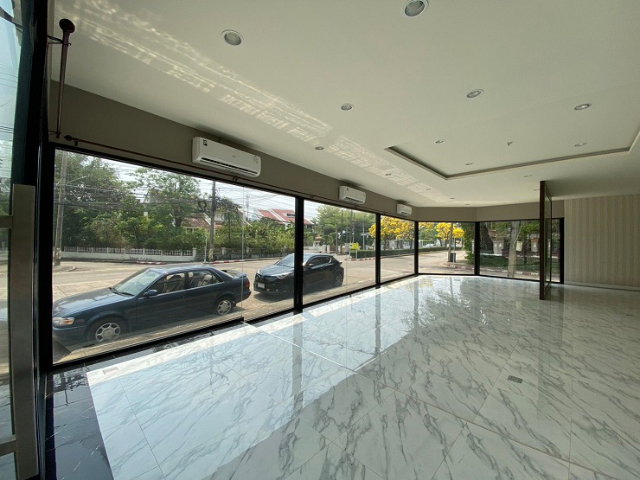 รูป ให้เช่าบ้านเดี่ยว / Home Office / Showroom / บ้าน 2 ชั้น ซอยพหลโยธิน 60 จอดรถได้ 4-5 คัน เหมาะเป็นสำนักงาน , Online Office จดบริษัทได้ - รูปที่ 5/19