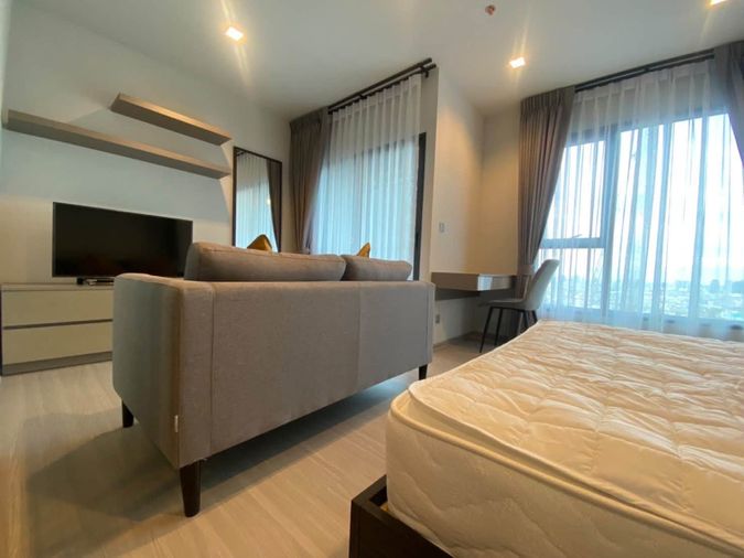 Studio condo for rent, 28 sqm, Life Asoke - Rama 9