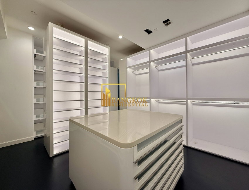 รูป 185 Rajadamri | Rare 3 Bed Duplex Luxury Condo in Prime Area - BR13916CD - รูปที่ 31/65