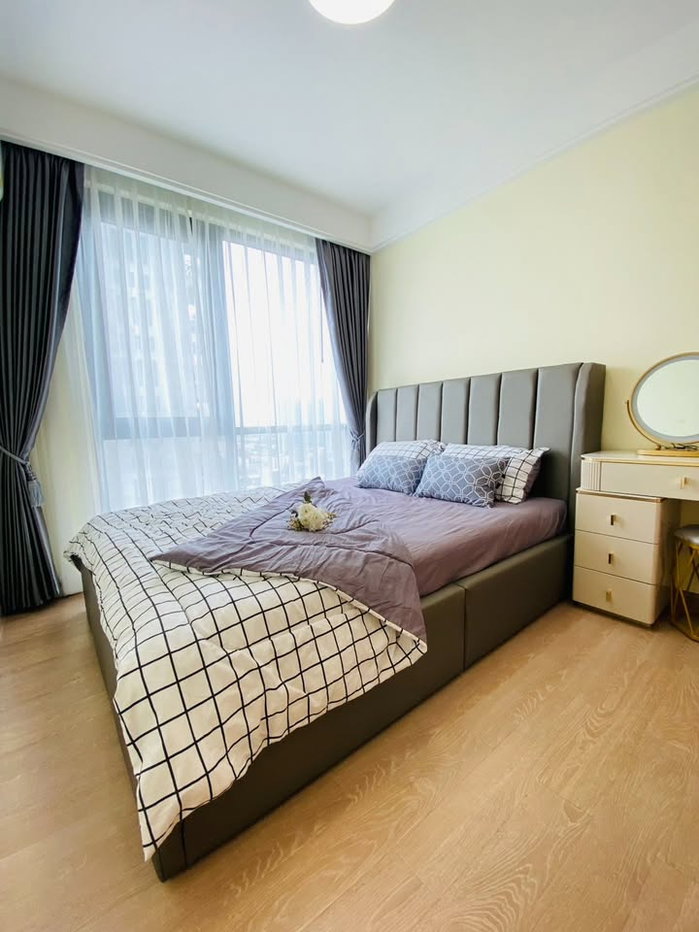 picture Condo for Rent at Regal Sathon - Naradhiwas (D6909050) - 1/10