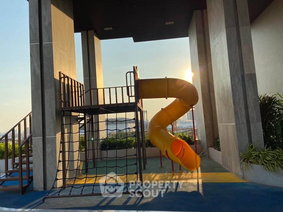 picture 22nd-Floor 1-BR Condo At Supalai Veranda Ramkhamhaeng (ID 3308810) - 26/29