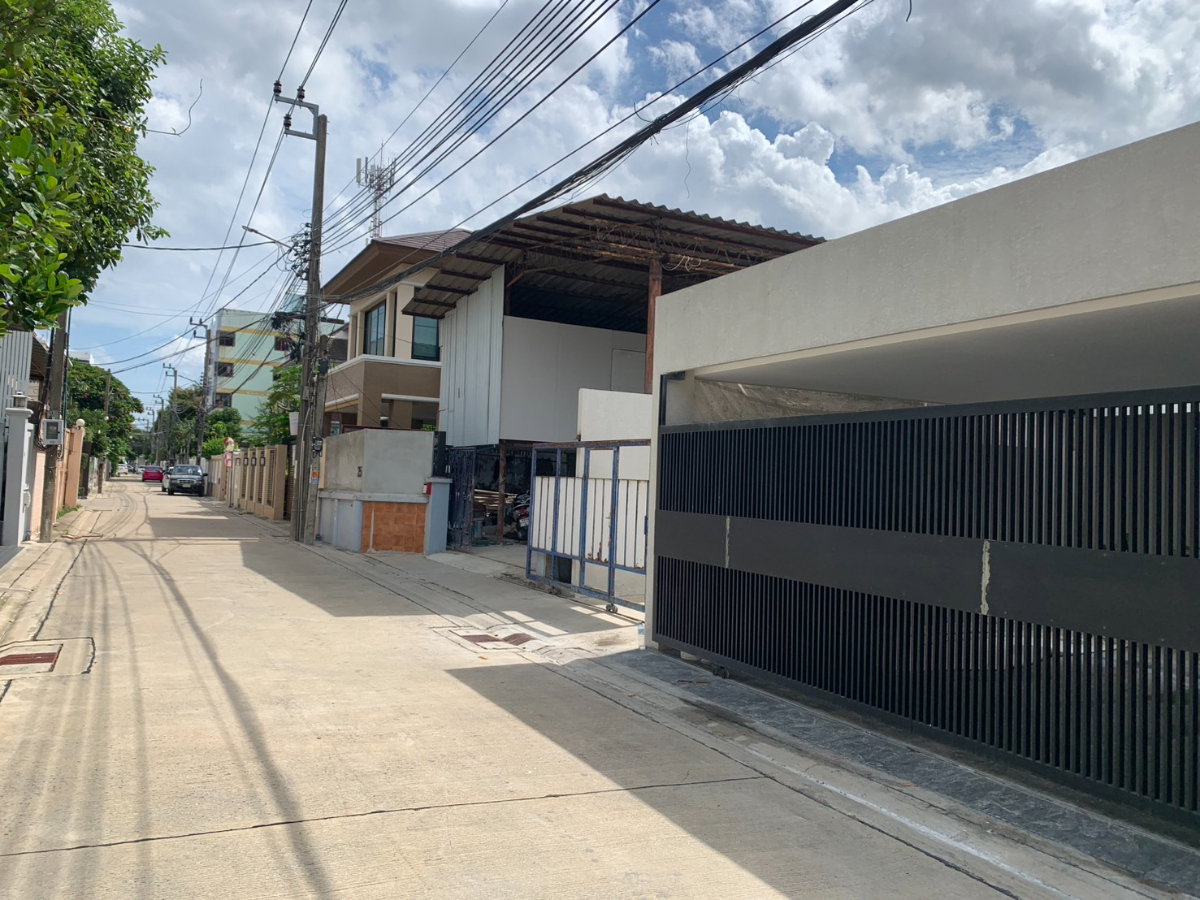 รูป ขาย บ้านเดี่ยว150ตรว. บ้านสวยน่าอยู่ สิ่งแวดล้อมดี ซอยสังคมสงเคราะห์ 12 ทำเลสะดวก พื้นที่ใช้สอยเยอะ - รูปที่ 9/21