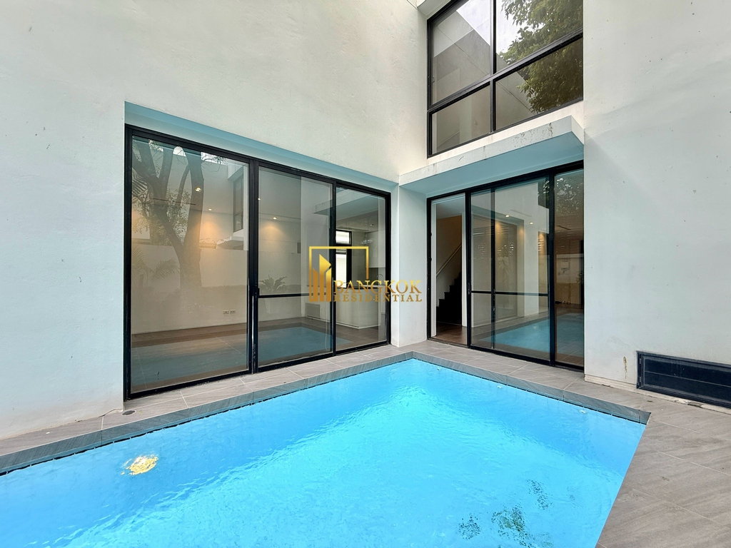 รูป Impressive 4 Bedroom House With Private Pool in Thonglor - BR27900SH - รูปที่ 2/52