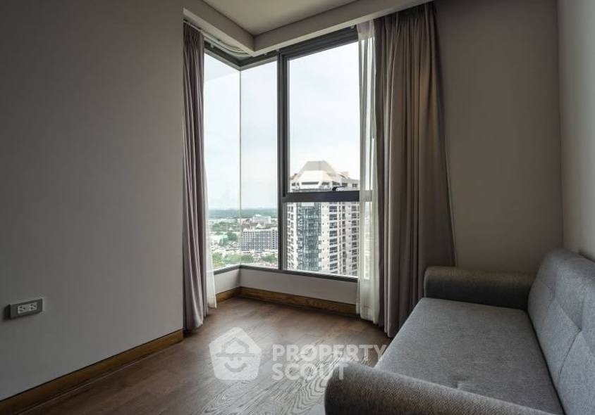 รูป คอนโด 2-ห้องนอน ที่ เดอะ ลุมพินี 24 ใกล้ BTS พร้อมพงษ์ (ID 3288269) - รูปที่ 3/4