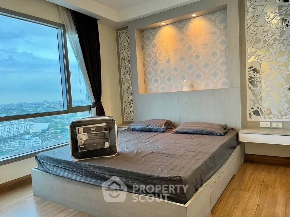 รูป คอนโด 2 ห้องนอน ให้เช่า ที่ Thru Thonglor ย่านบางกะปิ ห้วยขวาง (ID 2884196) - รูปที่ 7/8