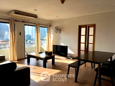 Condos for sale : 2-BR Condo At Saranjai Mansion, 300m To BTS Nana (ID 2926850)