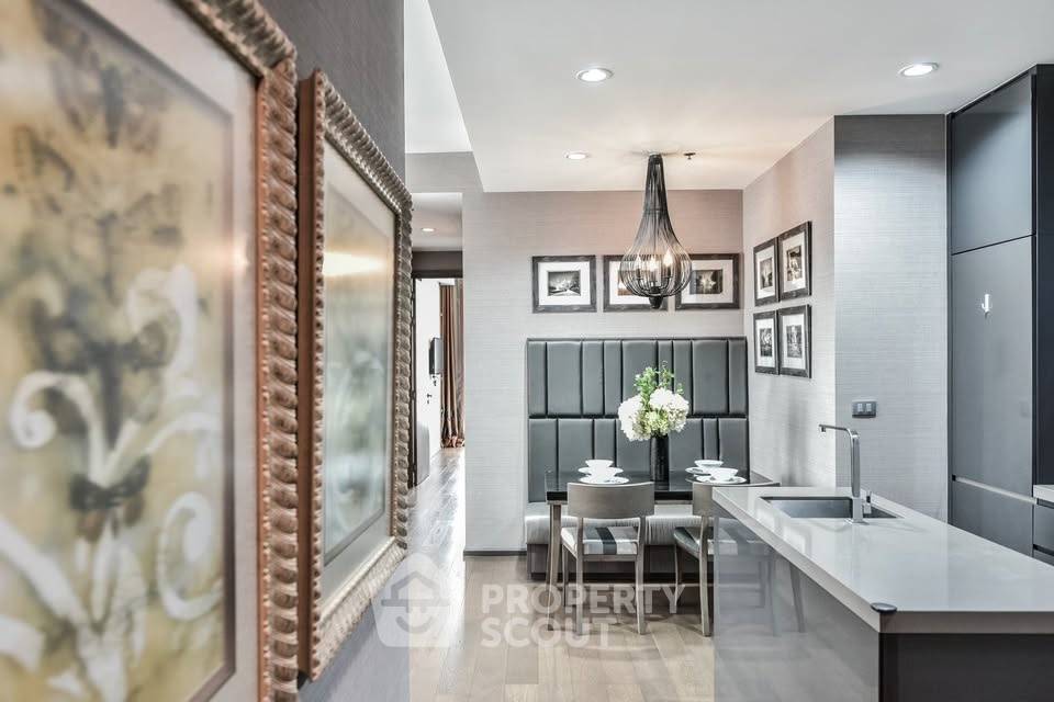 picture 90m To BTS Surasak | 2-BR 77 Sqm The Diplomat Sathorn (ID 2921083) - 4/9