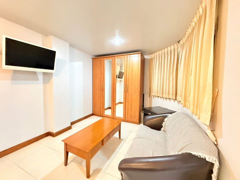 พร้อมเช่า The Prime Suite สุขุมวิท 18