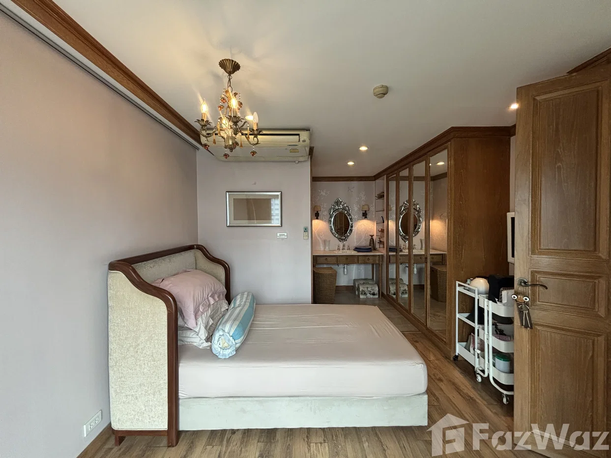 picture 2 Bedroom Condo for sale at Navin Court 6776345 - 4/15