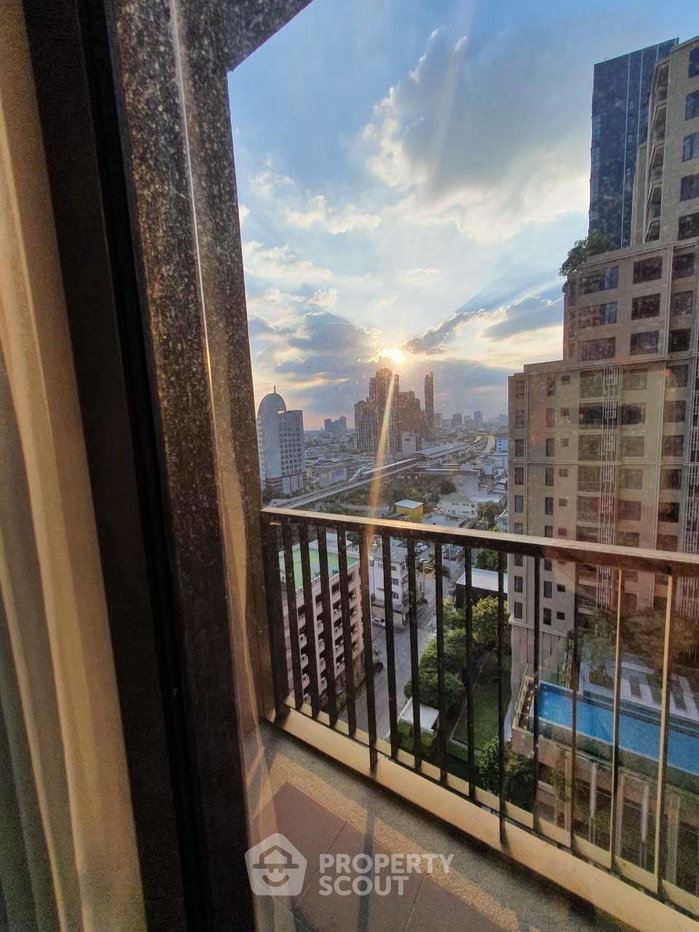 รูป ใกล้ BTS Wongwian Yai เพียง 200 ม. | 1 ห้องนอน Nye By Sansiri (ID 732053) - รูปที่ 4/7