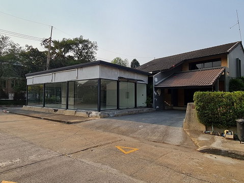 ให้เช่าบ้านเดี่ยว / Home Office / Showroom / บ้าน 2 ชั้น ซอยพหลโยธิน 60 จอดรถได้ 4-5 คัน เหมาะเป็นสำนักงาน , Online Office จดบริษัทได้
