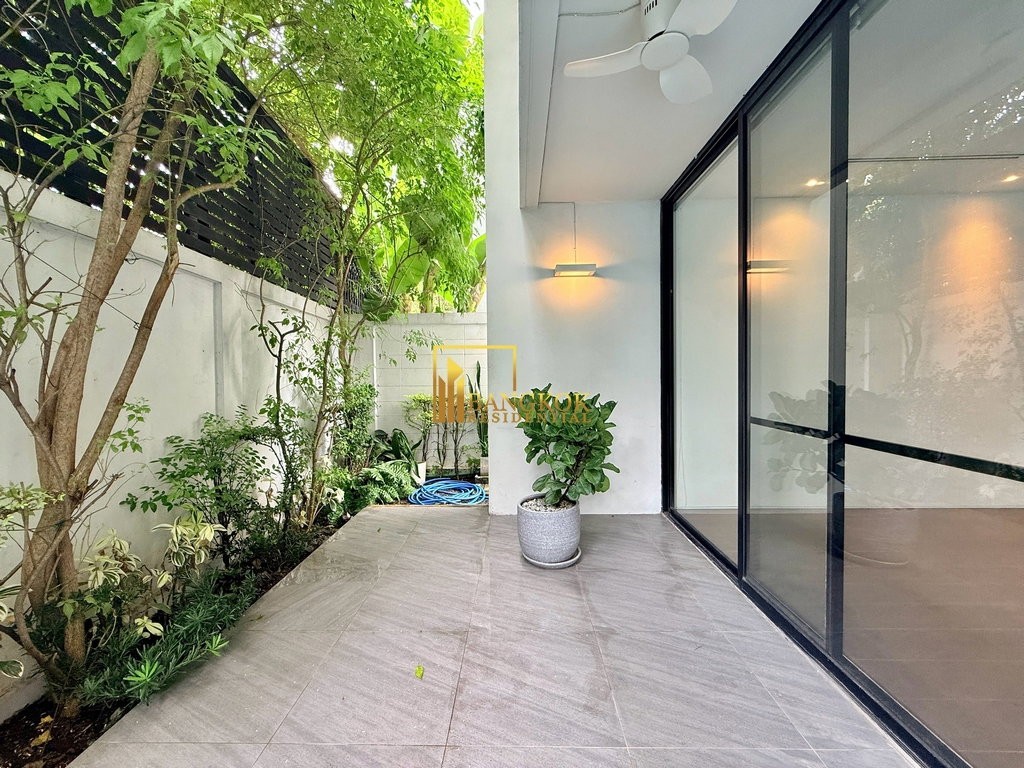 รูป Impressive 4 Bedroom House With Private Pool in Thonglor - BR27900SH - รูปที่ 9/52