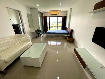 ขายคอนโด : Condo for Sale (closed to ABAC Bangna)