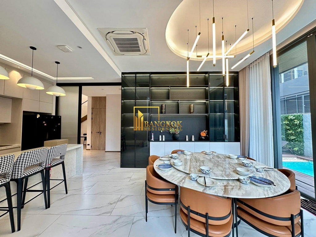 รูป Siranin Residences Pattanakarn | Premium 5 Bed Luxury House - BR28377SH - รูปที่ 4/35