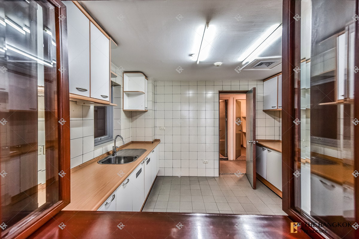 picture 💎💎All Season Mansion Rare Unit, Special Layout with Extra-Large Balcony in Wireless Road💎💎 - 9/14